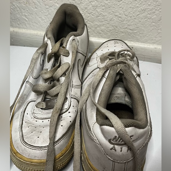 Nike Air Force 1 - Picture 1 of 2
